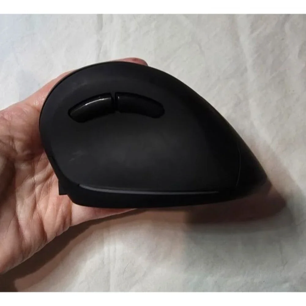 Unbranded wireless mouse